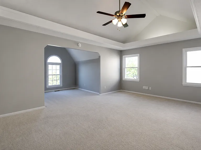 12519 Slater Ln — Photo 1