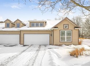 2195 Southampton Ln, Avon, OH 44011