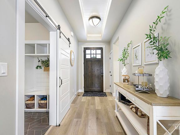 4th image of 3103 Moonrise Rd