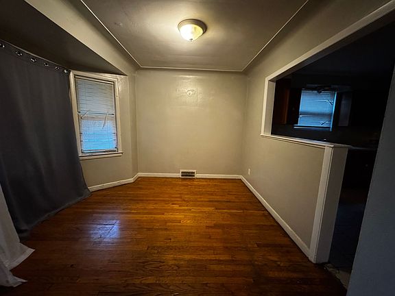 4th image of 15503 Edmore Dr