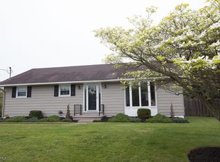 90 Dawn Rd, Milford, NJ 08848