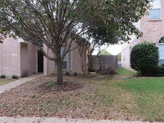 2nd image of 4828 Park Bend Dr