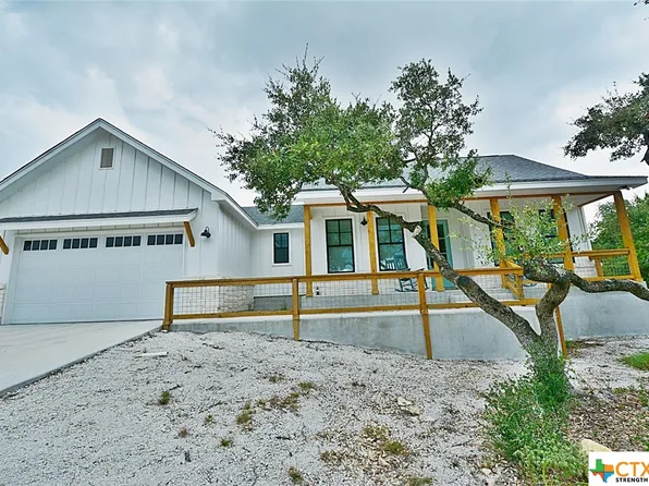 589 Persimmon Pass, Fischer, TX 78623