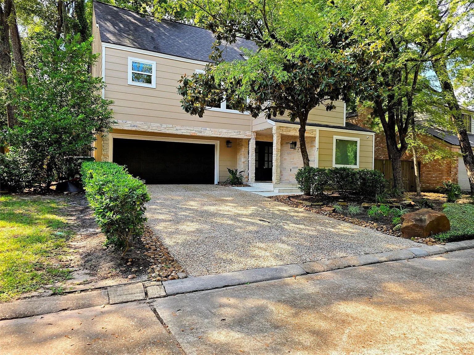 3 bed, 2.5 bath, 1830 sqft, $4,650 — Photo 3