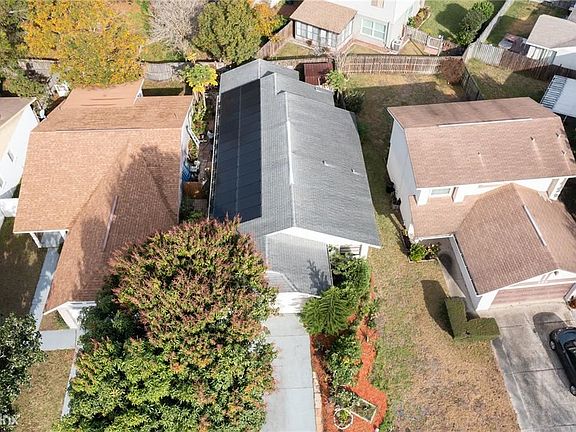 2nd image of 509 Lake Dexter Blvd