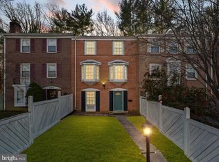 4315 Birchlake Ct, Alexandria, VA 22309