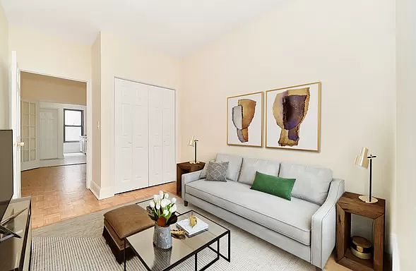 1st image of 1631 2nd Ave #1N
