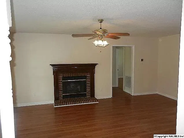 3 bed, 1560 sqft, $1,575 — Photo 3