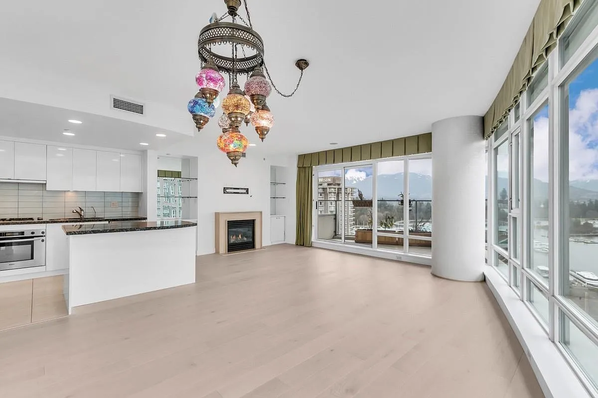 2 bed, 1500 sqft, $6,300 — Photo 1