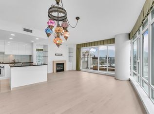 1616 Bayshore Dr #1602, Vancouver, BC V6G3L1