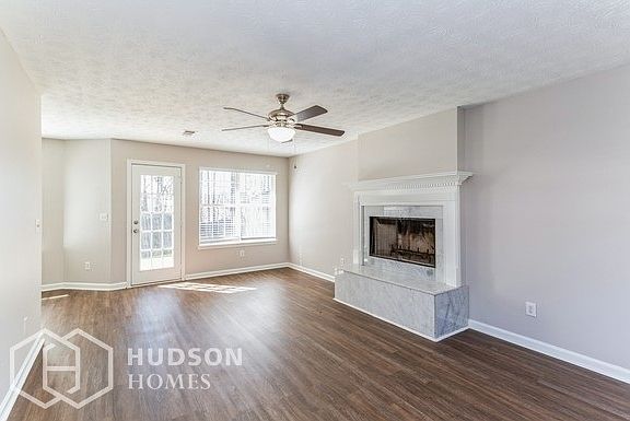 3rd image of 495 Saddle Shoals Dr