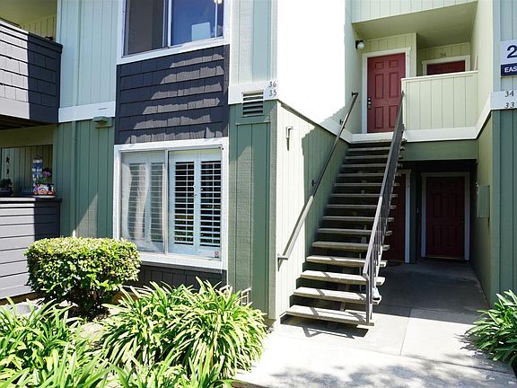 5th image of 2517 Easton Pl APT 36
