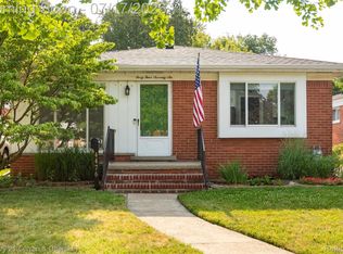 4476 Vassar St, Dearborn Heights, MI 48125
