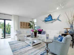 6901 Edgewater Dr APT 321, Coral Gables, FL 33133