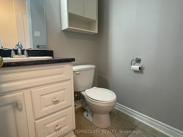 3151 Bracknell Cres — Photo 17