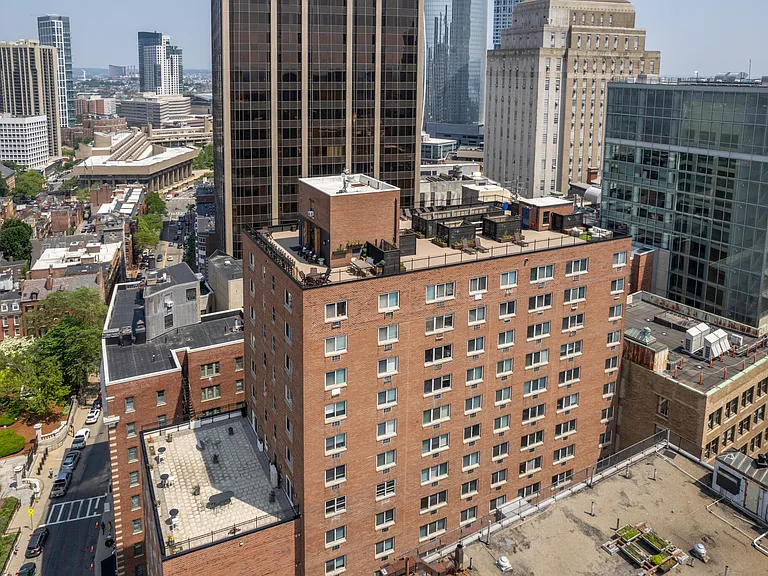 130 Bowdoin St #1703 — Photo 50