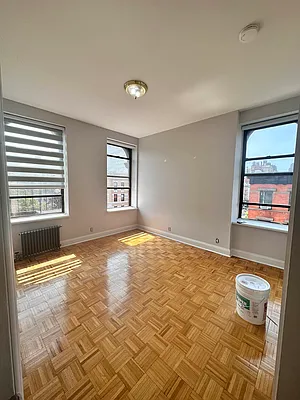 Rented by Aimee Grodanz, LREB | media 7