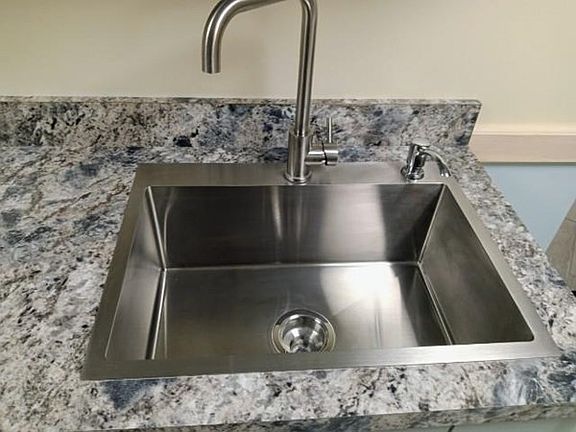3rd image of 457 Locust St #0