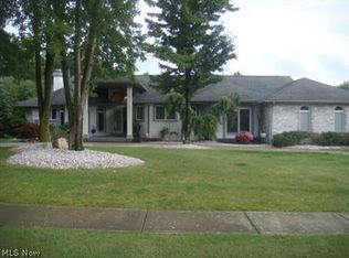 255 Russo Dr, Canfield, OH