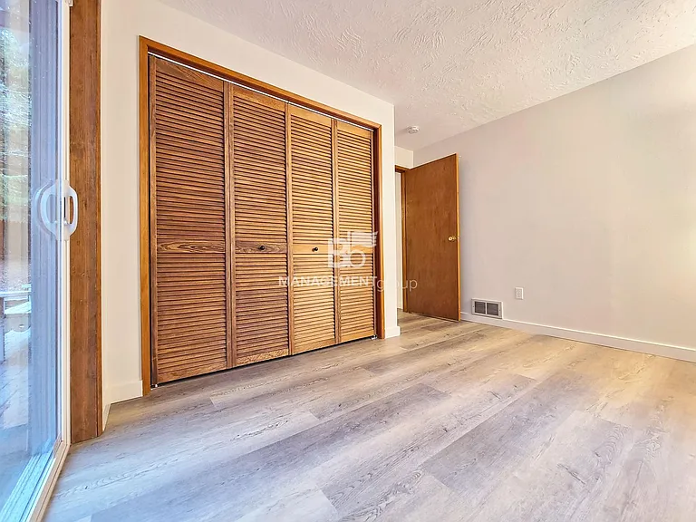 3708 Kenthorpe Way — Photo 18