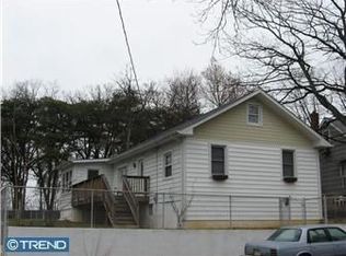227 Garden Ter, Runnemede, NJ 08078