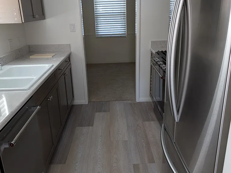 1430 N Myers St — Photo 3