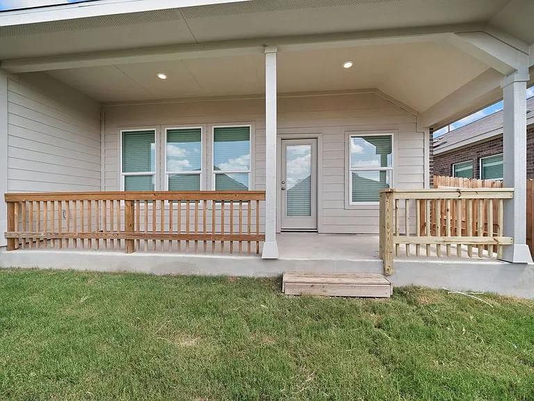 6631 Morgan Path — Photo 30