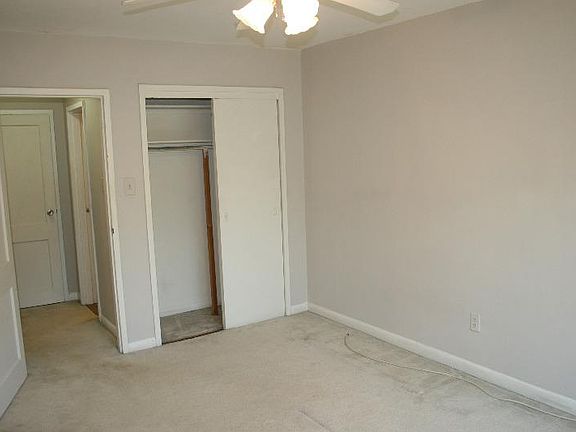 4th image of 10404 Montrose Ave #10404