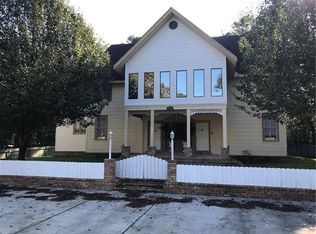 210 N Steele Ave, Picayune, MS 39466