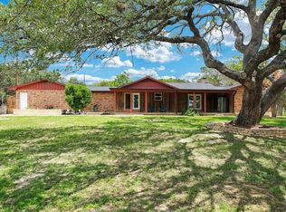 125 Clayton Rd, Ingram, TX 78025
