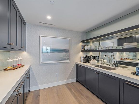 5th image of 13925 Old Coast RD #1006