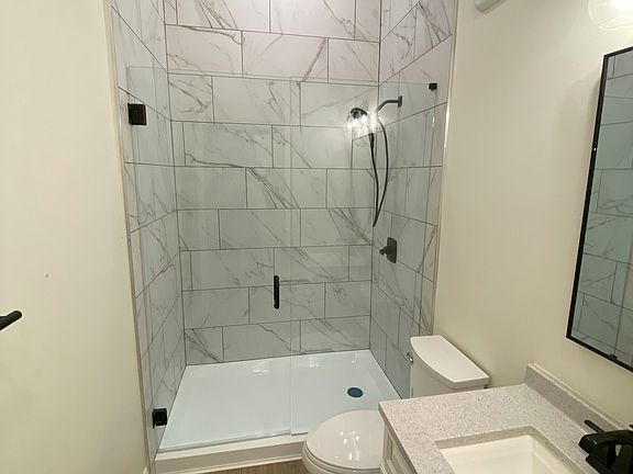 5th image of 3244 Fairfield Ave APT 3