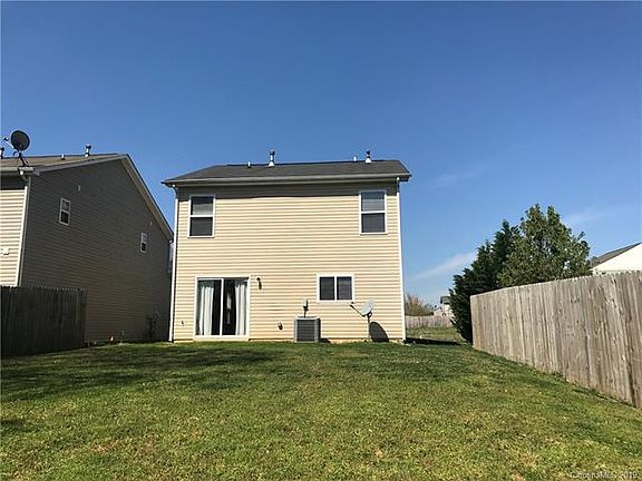 4th image of 1048 Kings Mountain Ln