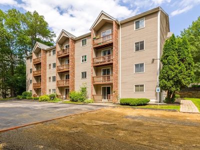44 Maria Ave APT 104, Southbridge, MA, 01550