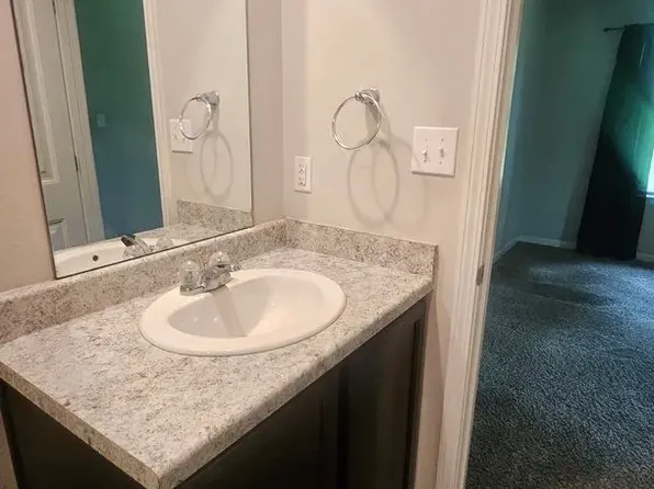 30724 Judi Ann Dr, Walker, LA 70785