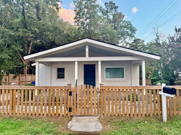 1533 Cantwell St, North Charleston, SC 29405
