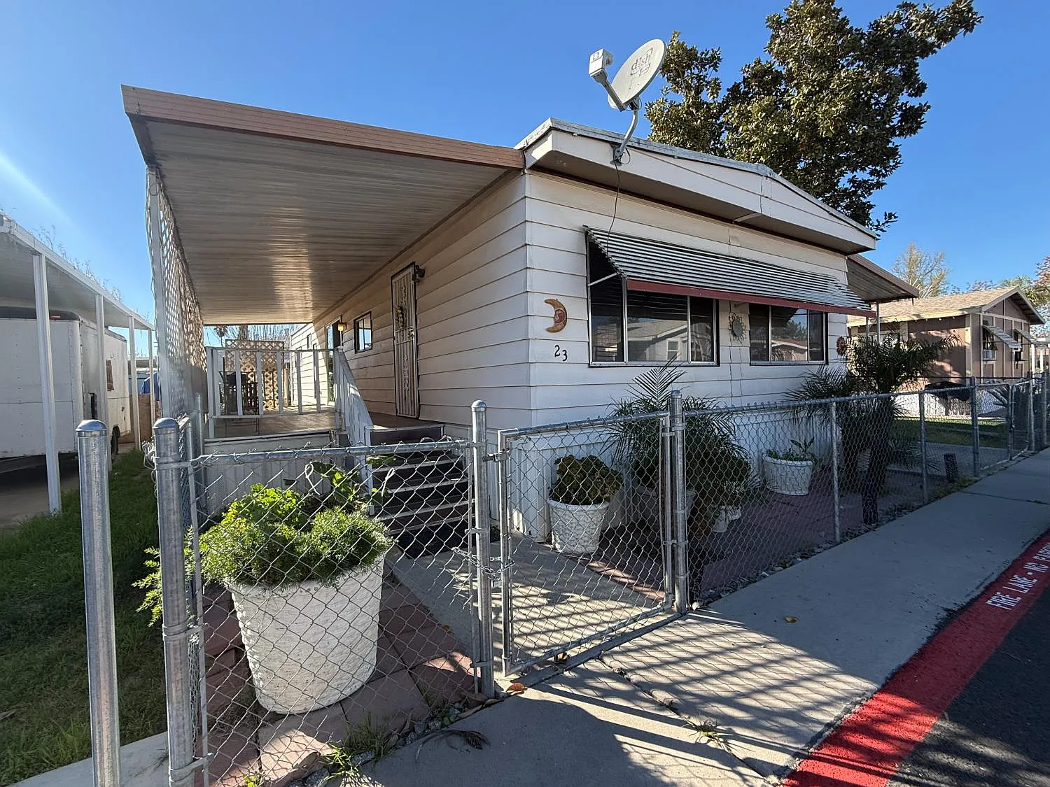 220 S Madera Ave Space 23 photo 1