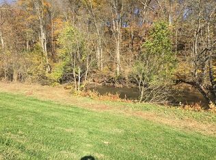 232 Creek Rd, Millersville, PA 17551