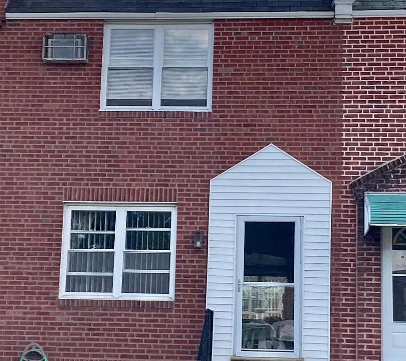 1st image of 3026 Longshore Ave