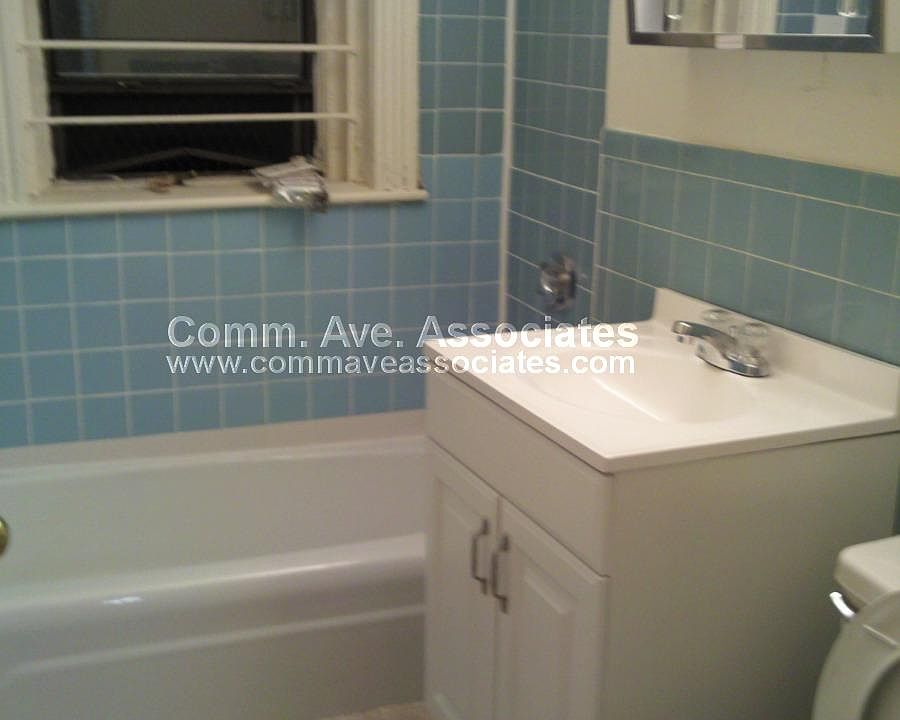 2nd image of 1152 Commonwealth Ave #0C