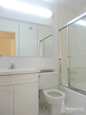 Rented by Manhattan Connection | media 27