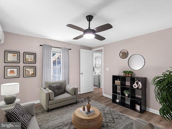 5th image of 23483 Beckett Rd