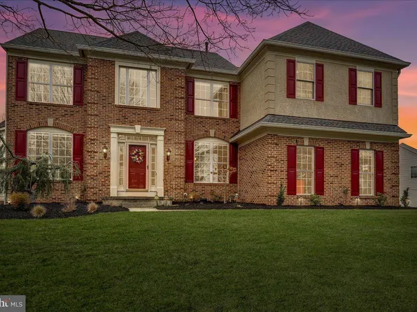 2 Edwin Miller Dr, Glen Mills, PA 19342