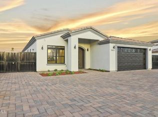 7631 N 59th Ln, Glendale, AZ 85301