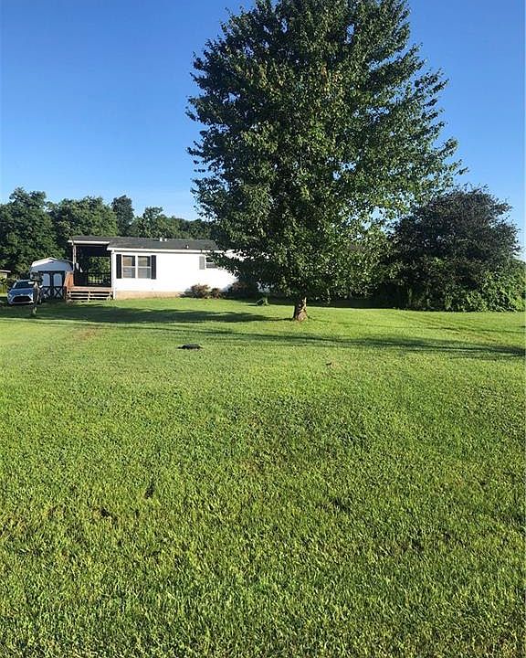 2nd image of 7803 S Parkhill Dr