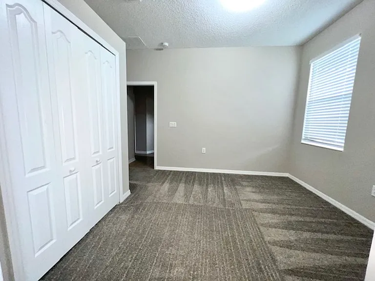 9240 Black Hawk Ct — Photo 32