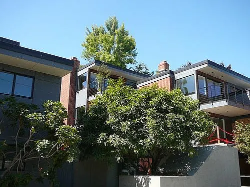 2404 Thorndyke Pl W #3 — Photo 1