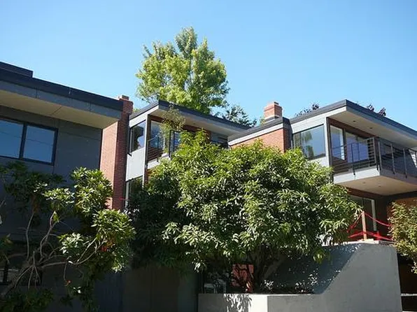 2404 Thorndyke Pl W, Seattle, WA