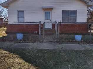 213 W Main St, Glencoe, OK 74032