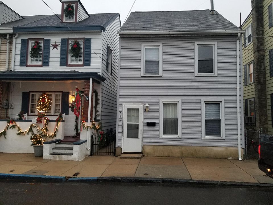 1st image of 230 Bergen St